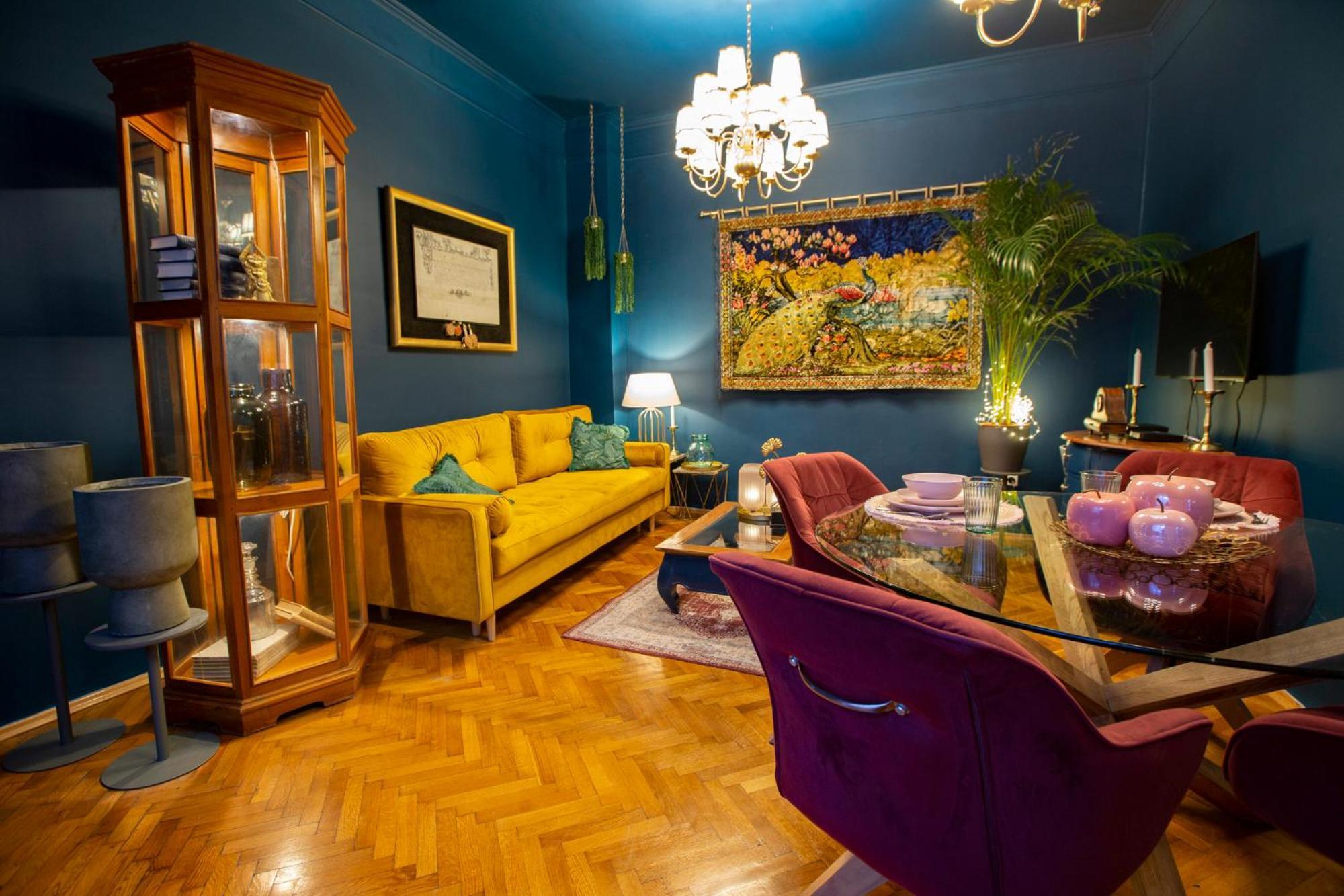 Fusion Apartment *